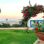Antonios Stegna Διαμέρισμα *