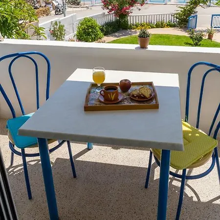 Antonios Stegna Apartamento